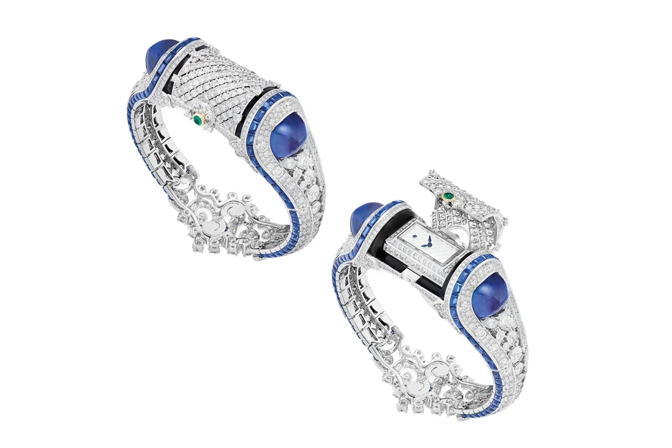 <p>Van Cleef&#038;Arpels The Heure Marine watch</p>
