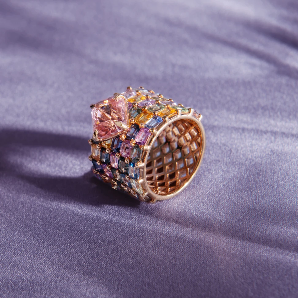 <p>Zome Jewellery Symm ring from the Axia collection with a 3.7 carat pink tourmaline and 10.36 carats of baguette-cut sapphires in 18k rose gold </p>