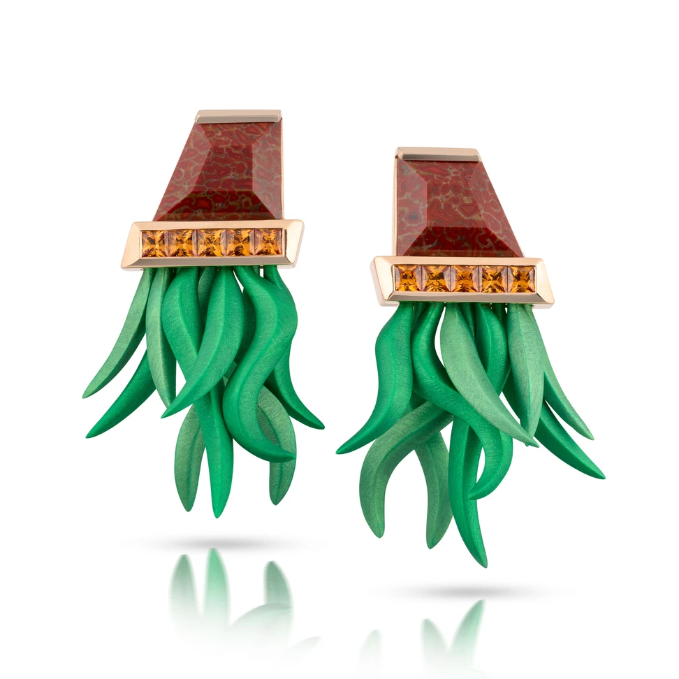 <p>Cora Sheibani Large Fern earrings in 18K red gold, set with dark mandarin garnets, dino bone pots and green aluminium leaves</p>
