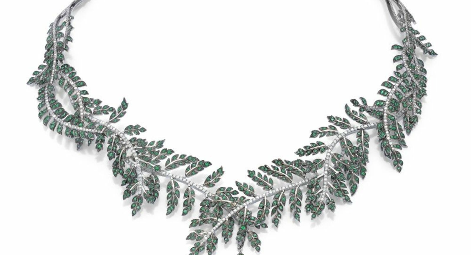 Аспрей и Шон Лин отразили красоту британского леса в ювелирной коллекции