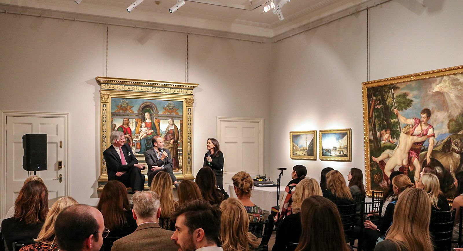 Living in Colour: The fine art of jewellery talk in Dickinson Gallery