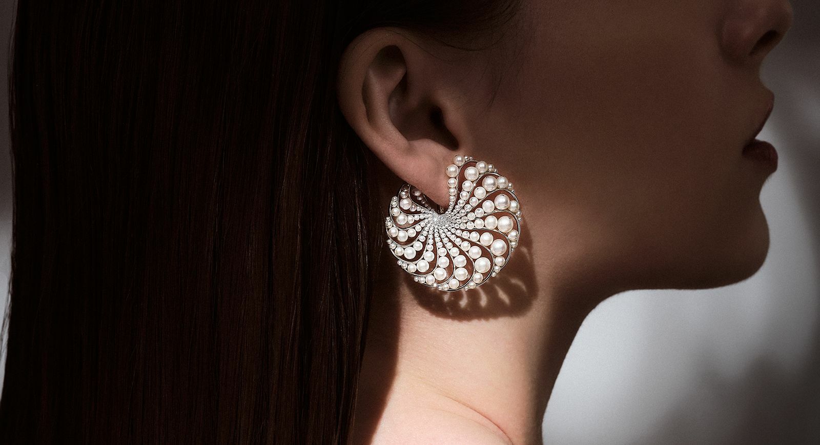 FORMS Jewellery pearl sphere earrings
