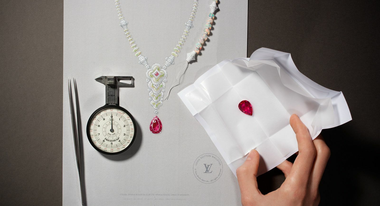 Louis Vuitton продолжает цветочную историю Blossom Haute Joaillerie