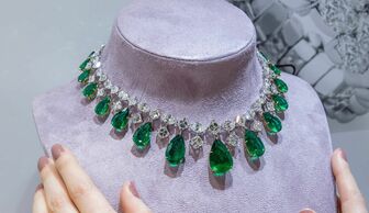 S1x1 banner image luvor emerald necklace