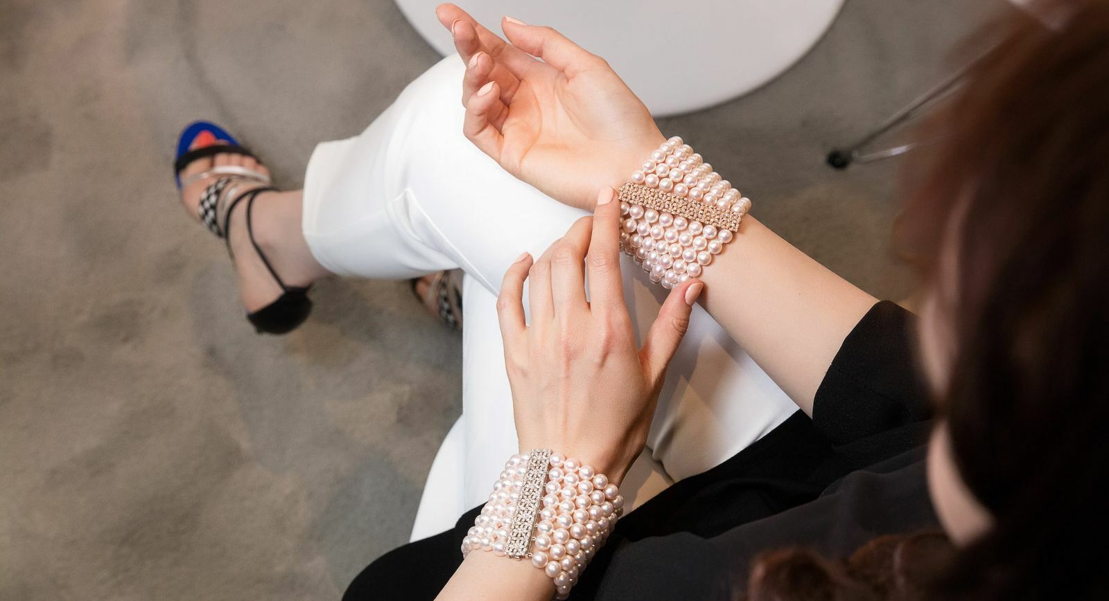 Pearl cuff bracelets - advice on shopping for pearl jewellery