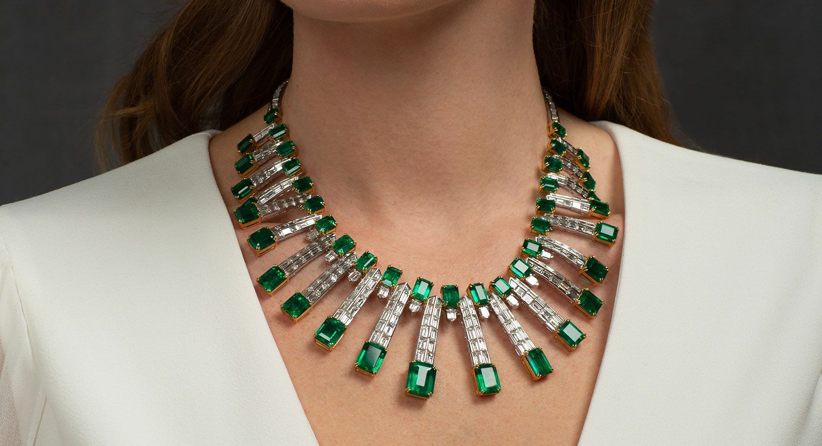 Regality & Co necklace with 104 carats of no-oil Colombian emeralds and 50 carats of diamonds