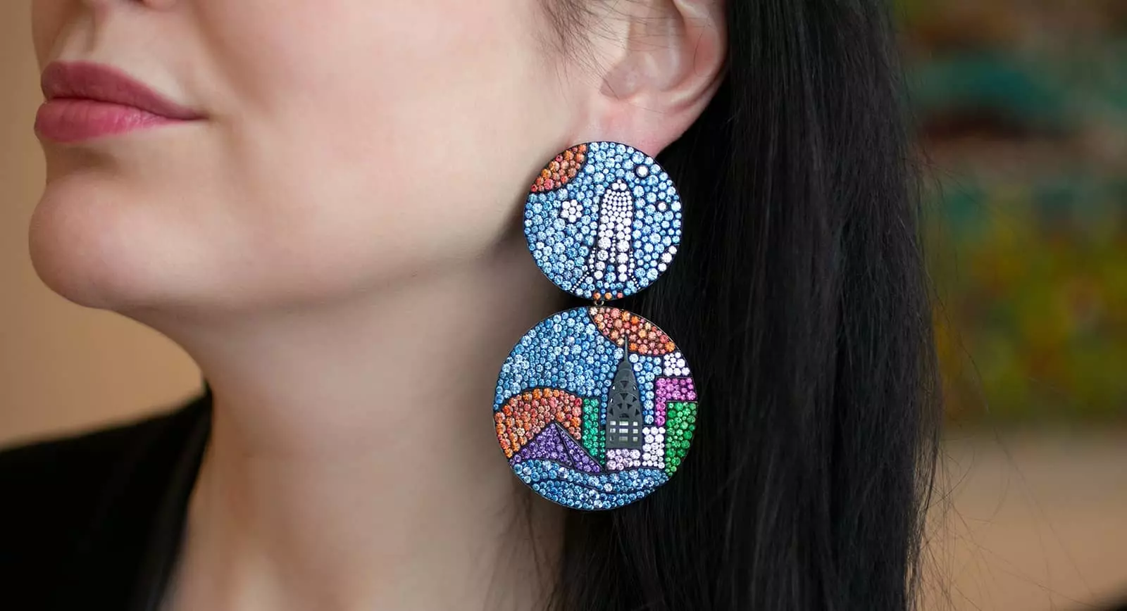 Katerina Perez wears the New York earrings by Antonio Seijo
