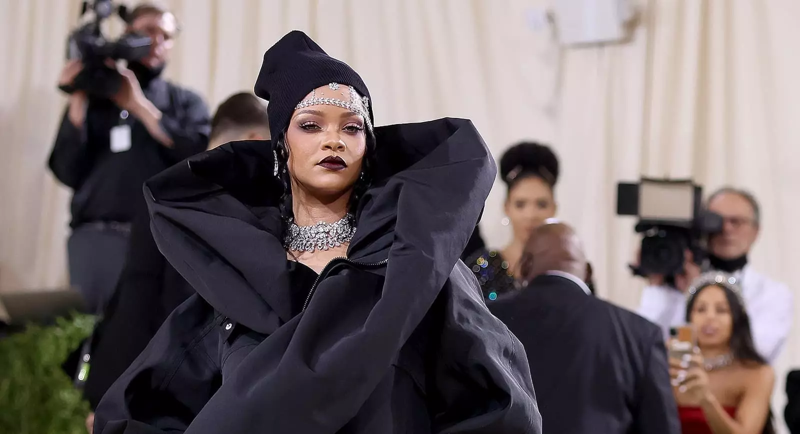 Rihanna at the Met Gala 2021 wearing over 267 carats of diamonds with Bulgari High Jewellery and archival designs