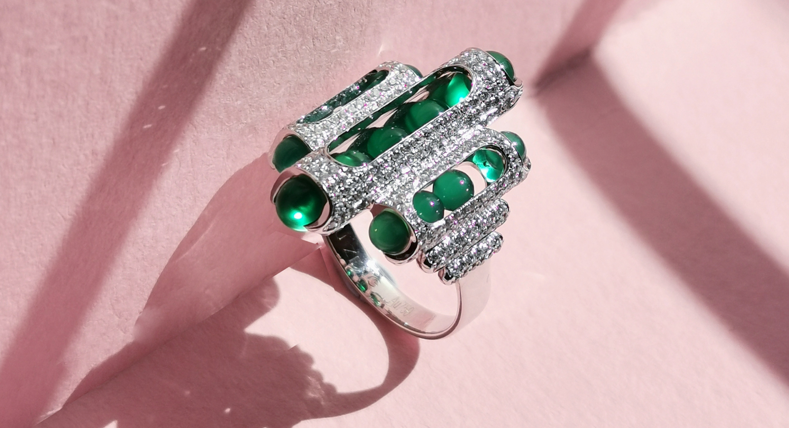Zeemou Zeng Melody unisex cocktail diamond ring in 18k white gold with green chalcedony