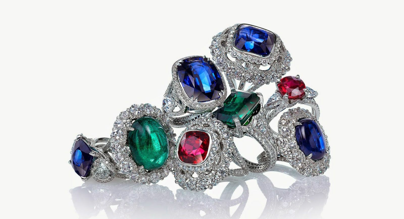Новые кольца Devotion от Fabergé: ювелирное искусство в ярких красках