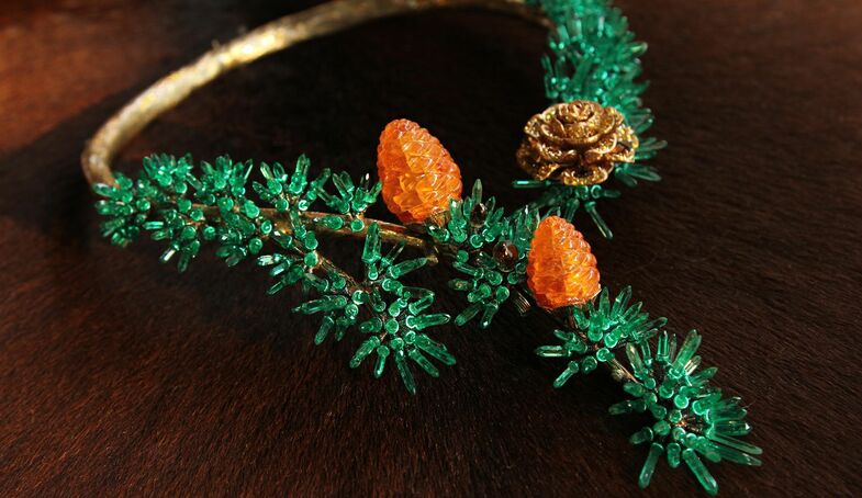 S2x1 alessio boschi pine necklace