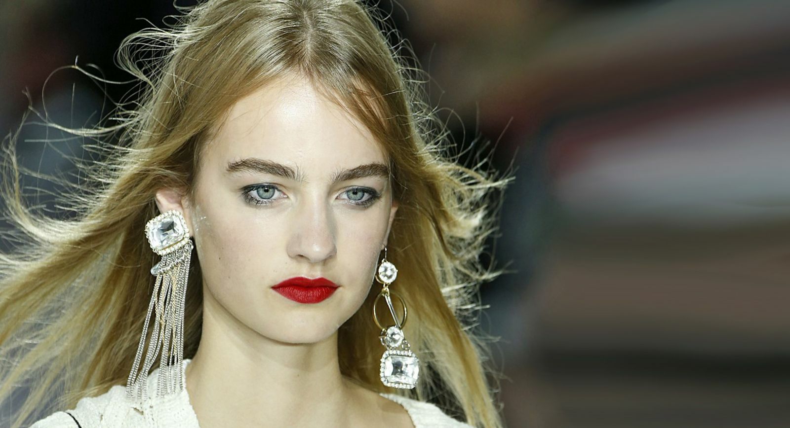 Trend Alert: Mismatched Earrings