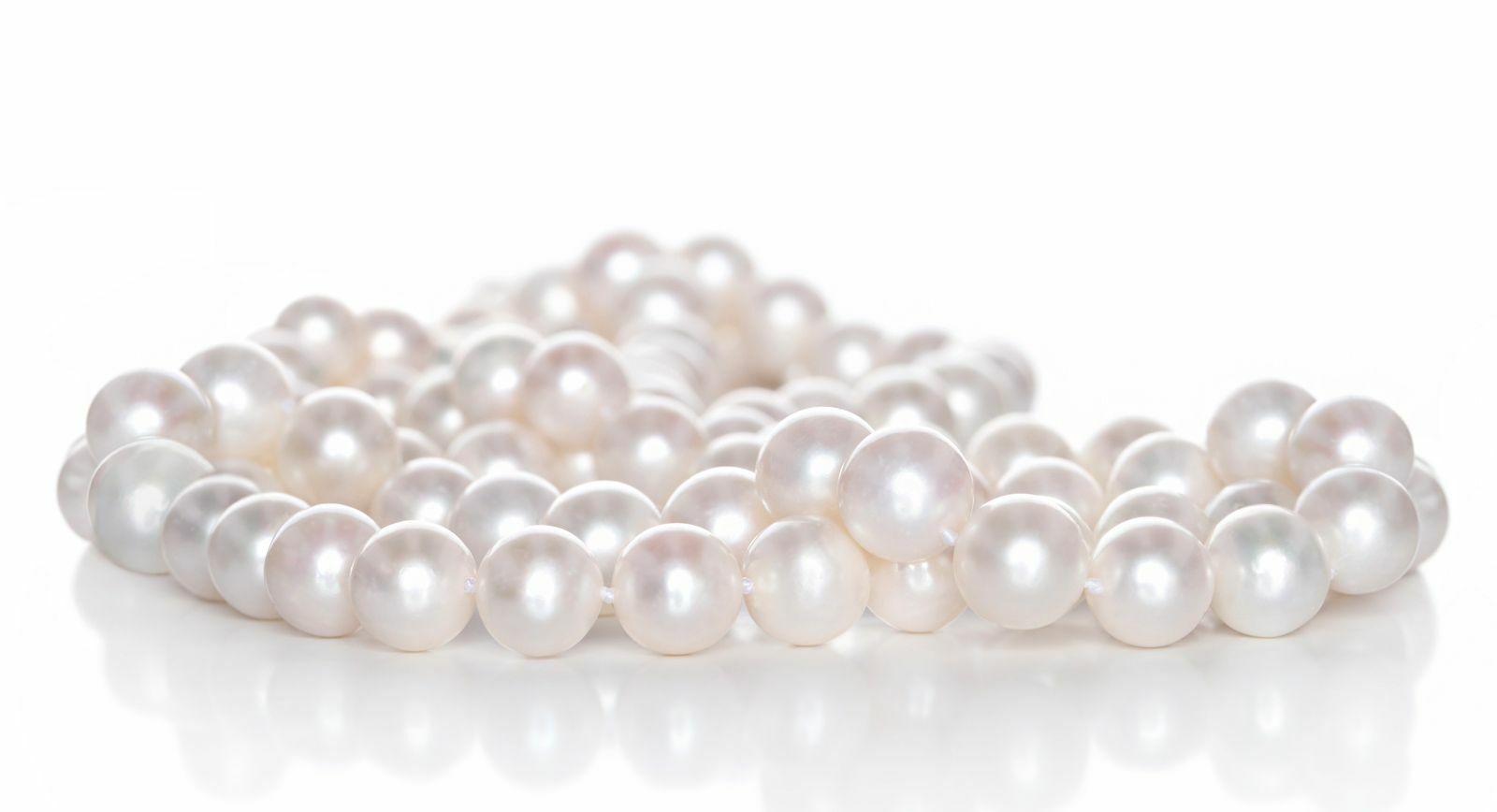 10 Golden Rules Of Looking After Pearl Jewellery