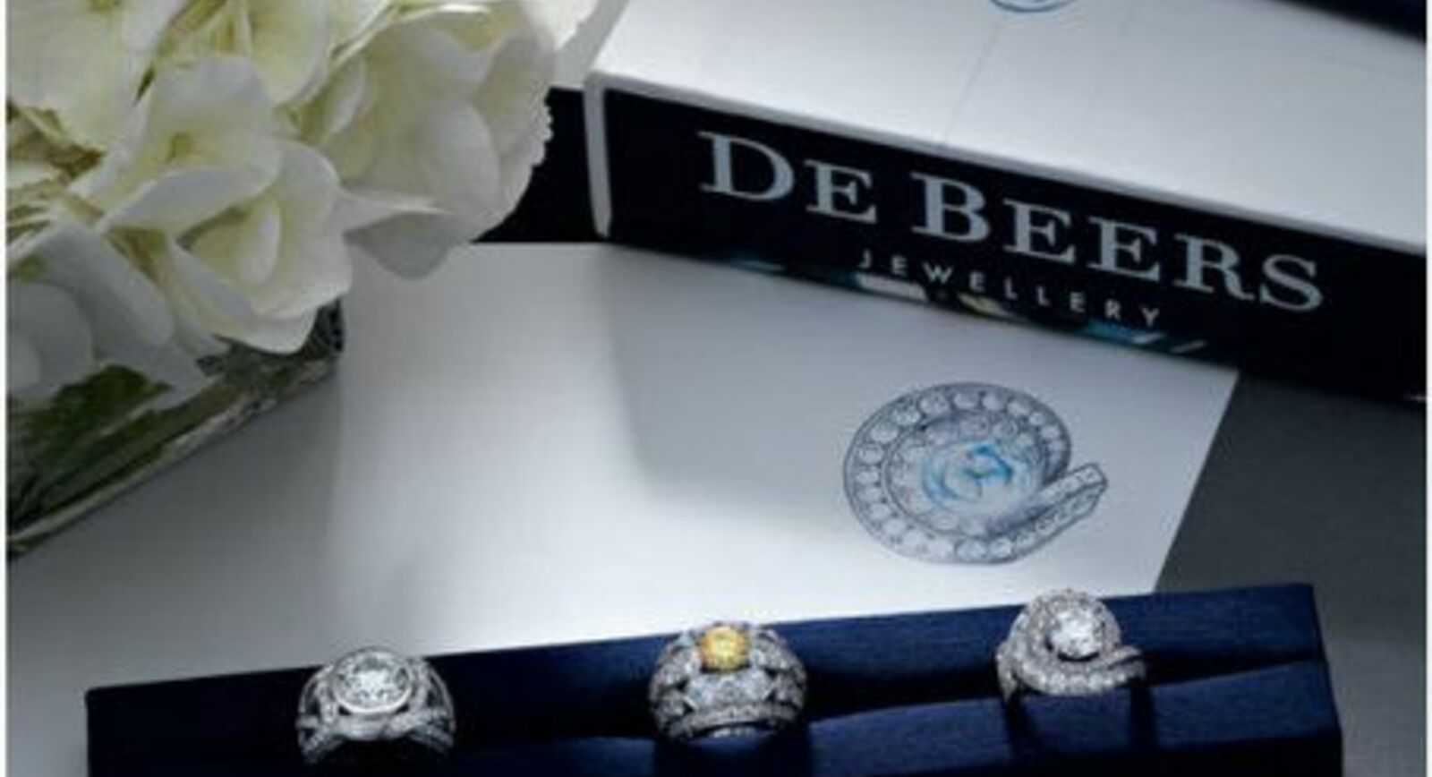 De Beers gathers the finest diamonds for the 1888 Master Diamonds collection