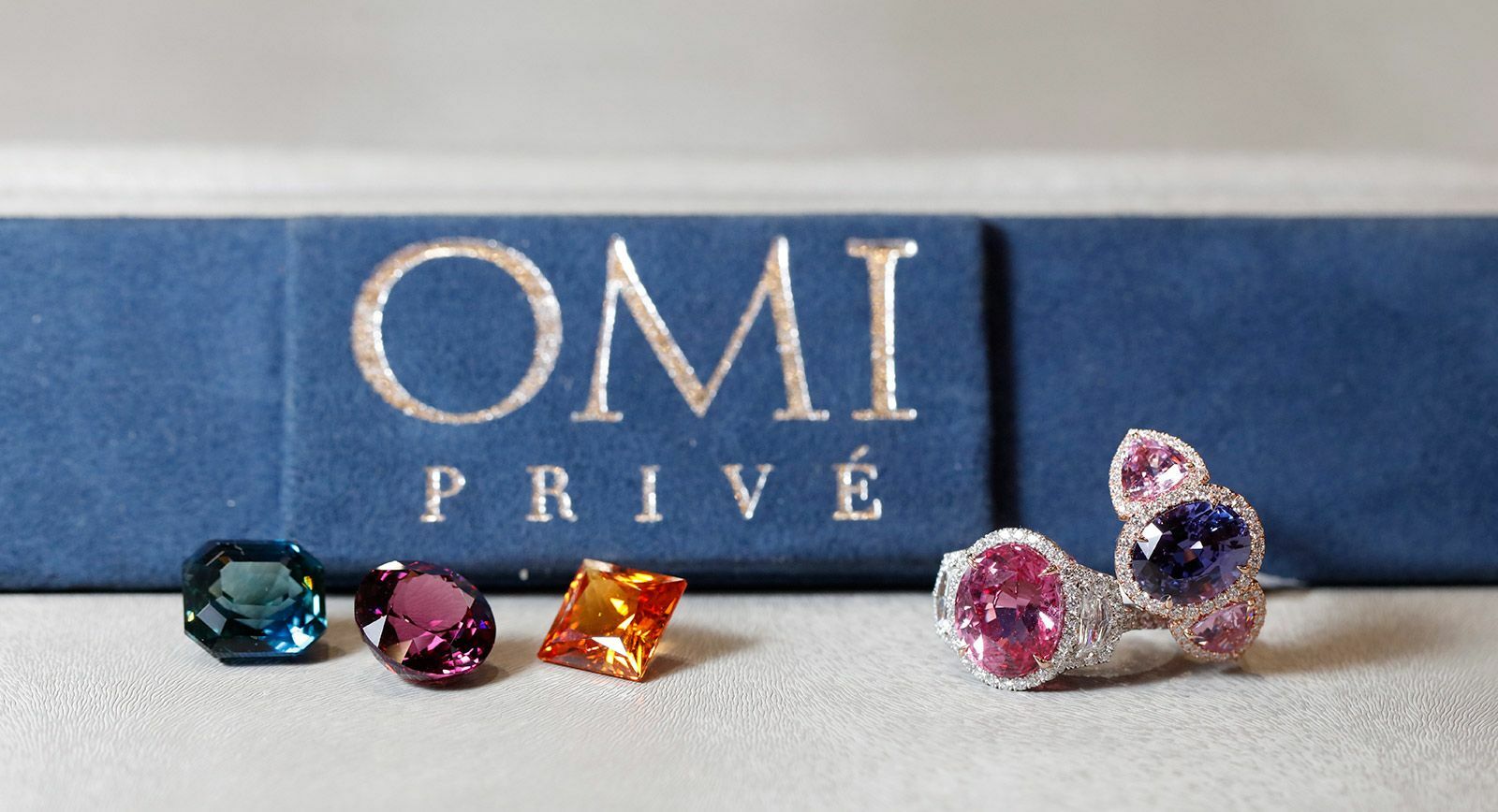 Украшения и драгоценные камни Omi Prive