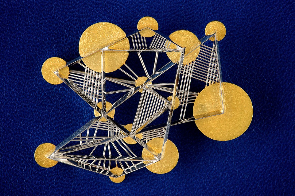 Kandinsky Kollektion Schweben brooch in yellow gold and platinum