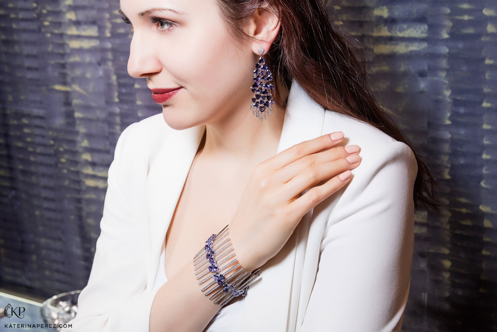 Hueb tanzanite and diamond bracelet and earrings.  Photo credit: Simon Martner