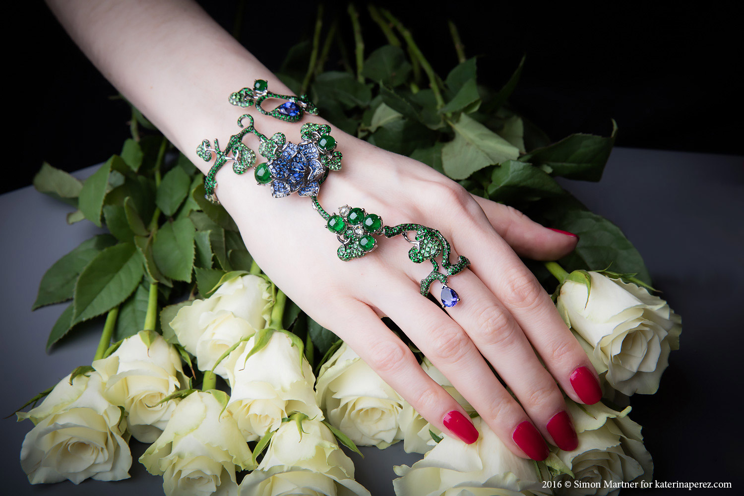 Wendy Yue tsavorite, tanzanite, blue sapphire, diamonds and 18K black gold hand bracelet – £21.120