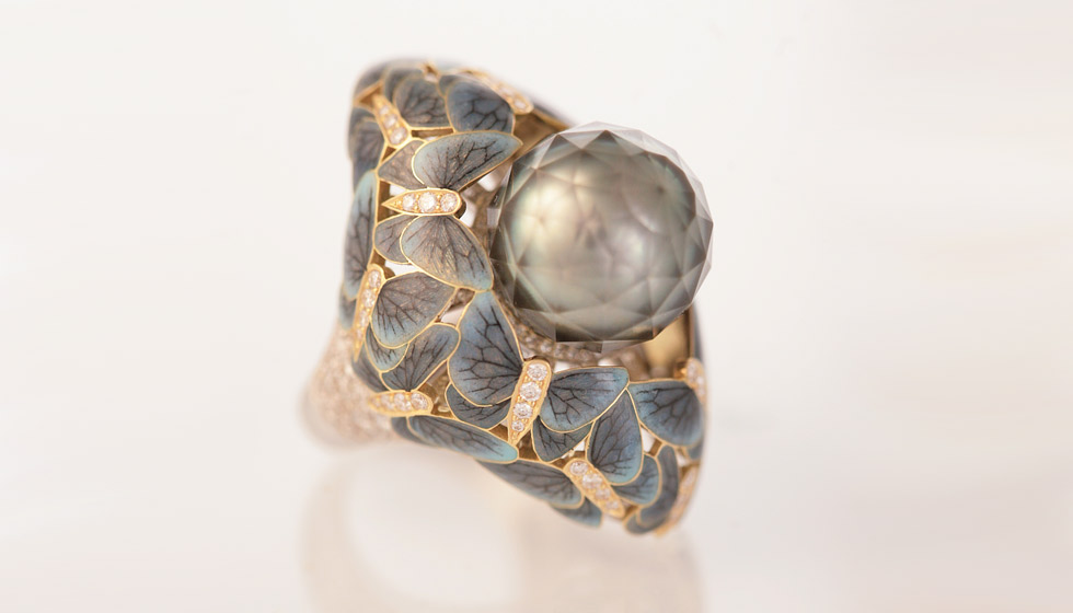 Ilgiz F. Butterflies enamel ring with a Tahitian pearl faceted by Viktor Tuzlukov