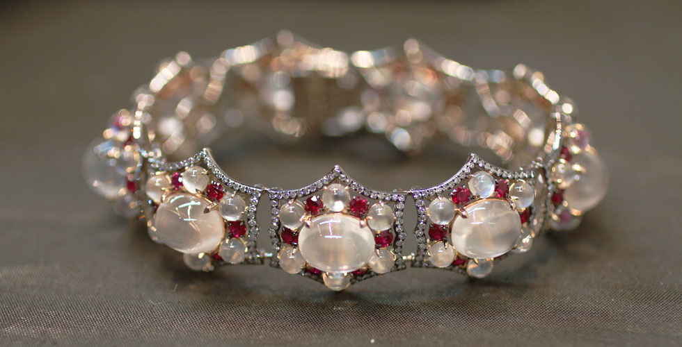 Ivy New York bracelet with 55 cts moonstones, diamonds and rubies