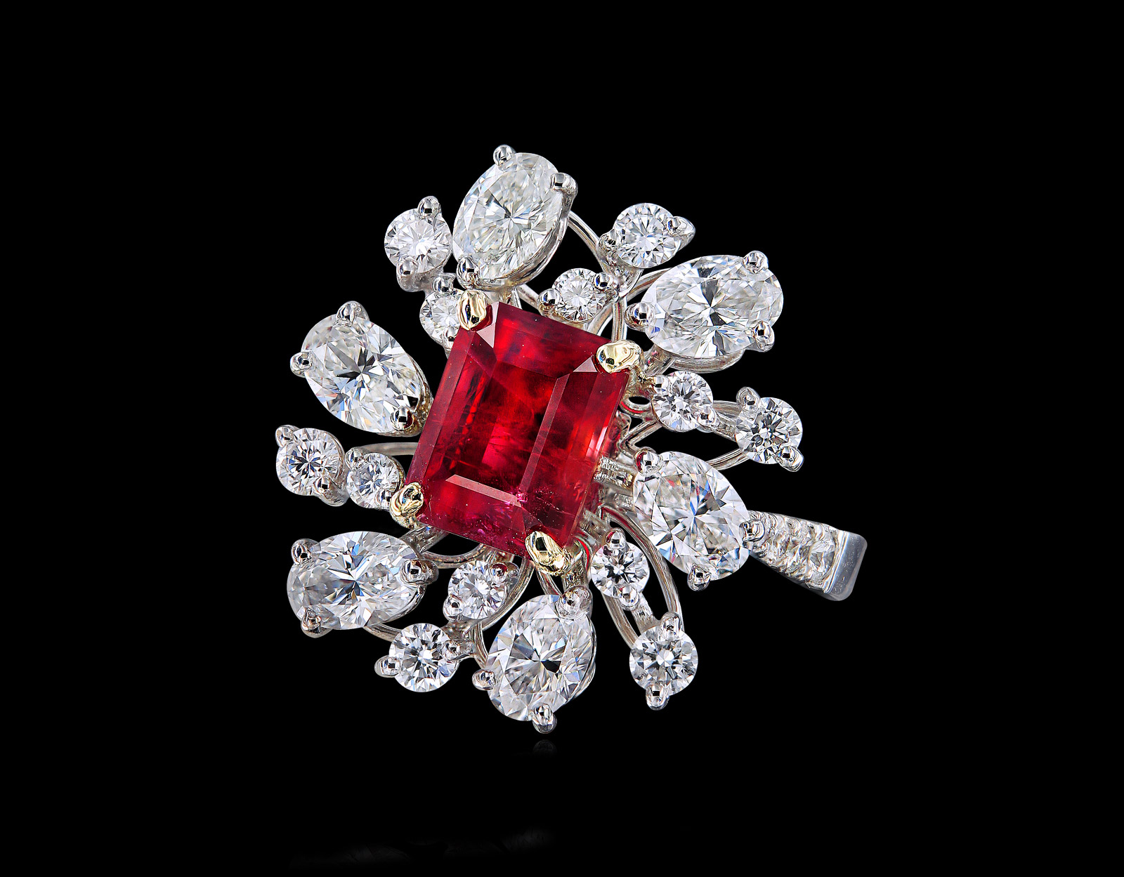 Caratell 2.20ct Bixbite / Red beryl and 2.32ct Diamond cocktail ring from 'Sun Ray' collection