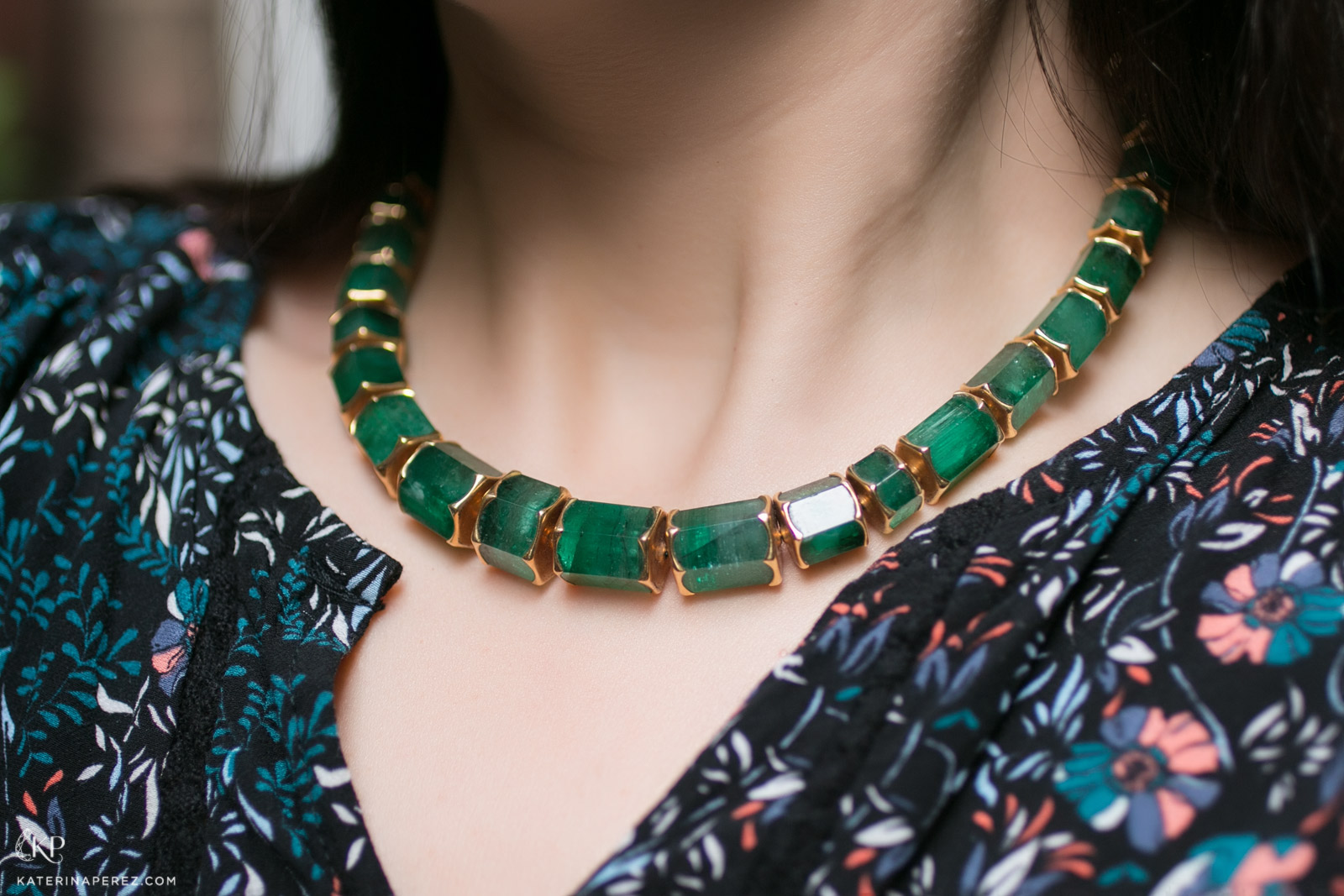 Philippe Pfeiffer necklace in 400ct Emerald and Yellow Gold