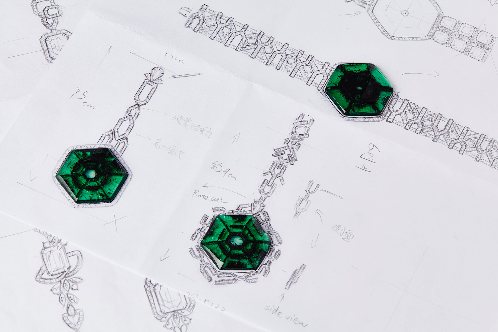 Trapiche emerald set with 22.01 cts, 22.40 cts and 27.52 cts Colombian emeralds 