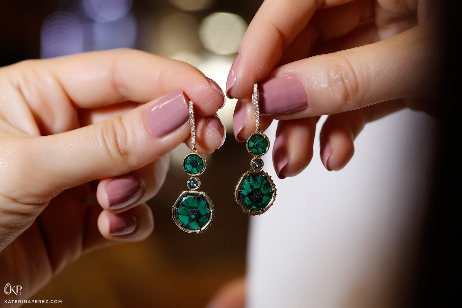 Omi Privé emerald trapiche earrings
