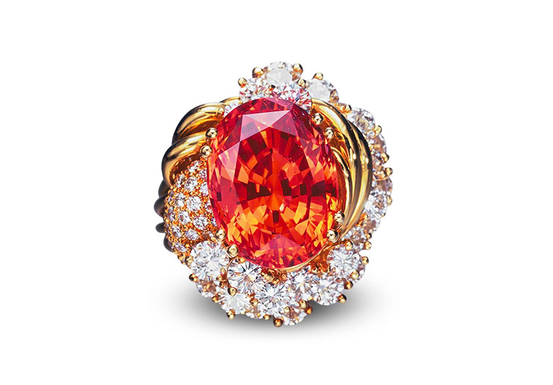 Ring with oval Padparadscha sapphire weighing 20.84 cts sold at Christie's in 2005