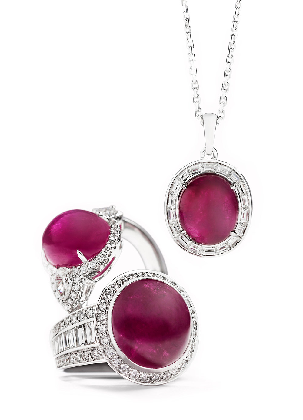 Hartmann's rings and a pendant from the collection with Greenland rubies