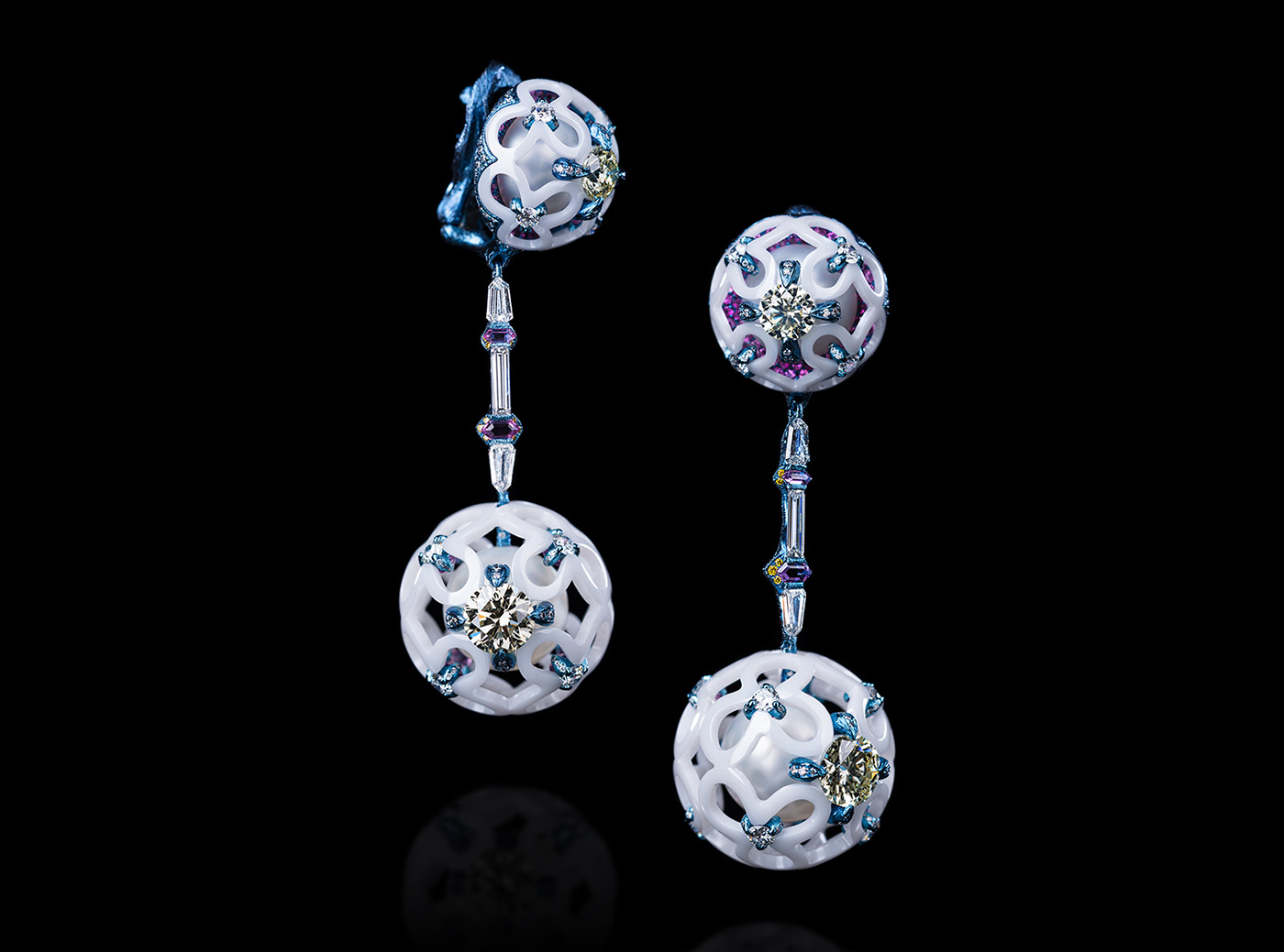 Wallace Chan ‘Multiverse’ earrings with South Sea Pearls totaling 58.45ct, fancy yellow diamond, diamond and pink sapphire in titanium and Wallace Chan Porcelain