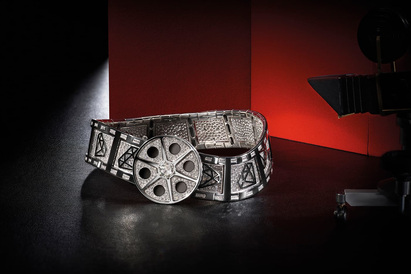 Bvlgari 'Cinemagia' collection 'Action!' necklace with 32ct of diamonds in zirconium 