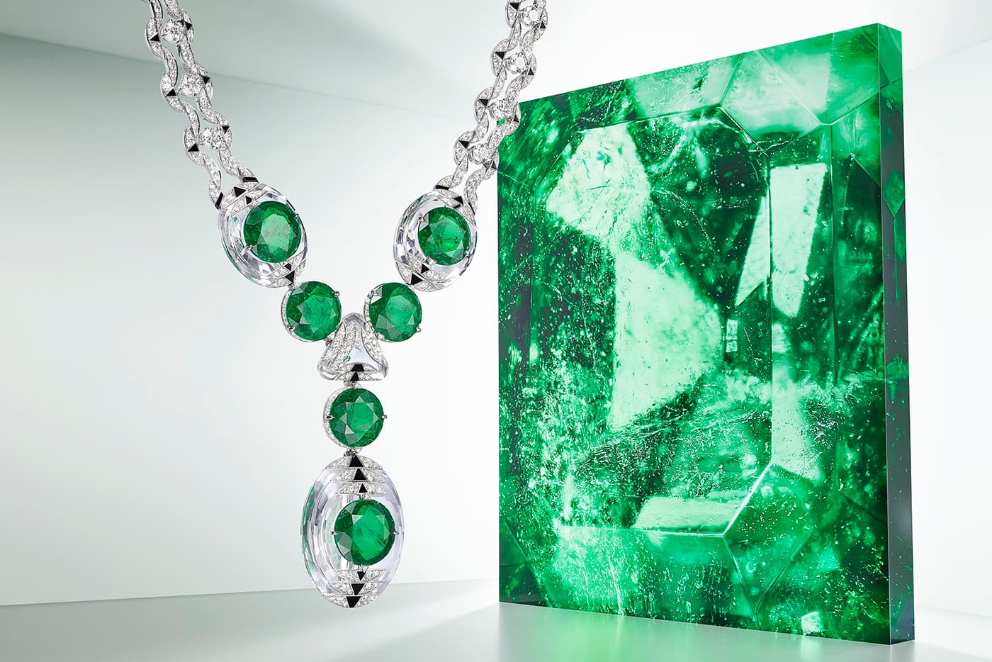 cartier necklace green