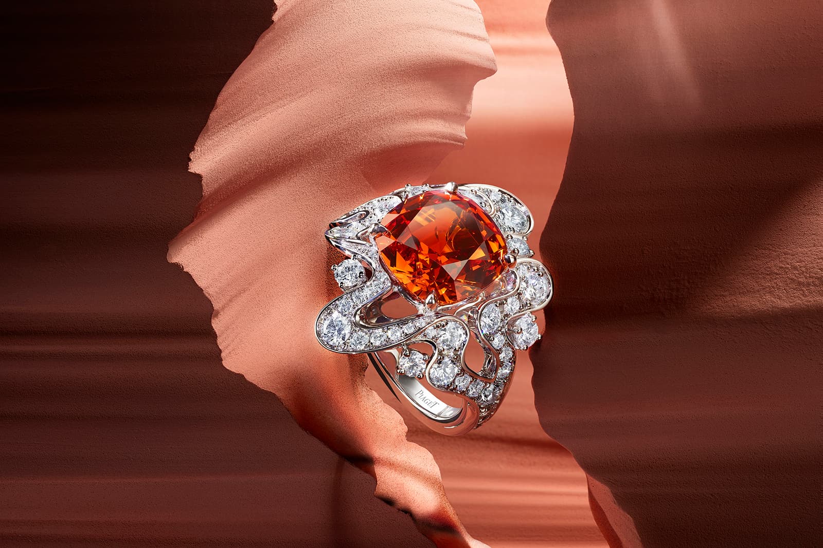 Piaget 'Irresistible Attraction' ring with spessartite garnet and diamonds in white gold