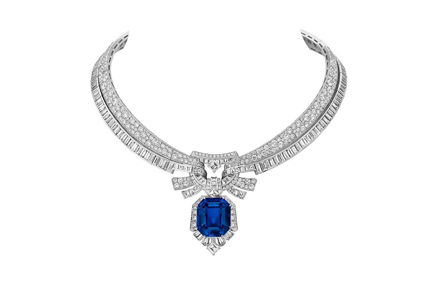 Van Cleef & Arpels 'Romeo and Juliet' collection 'Maiolika' necklace with Sri Lankan emerald cut sapphire of 42.86ct and diamonds in white gold 