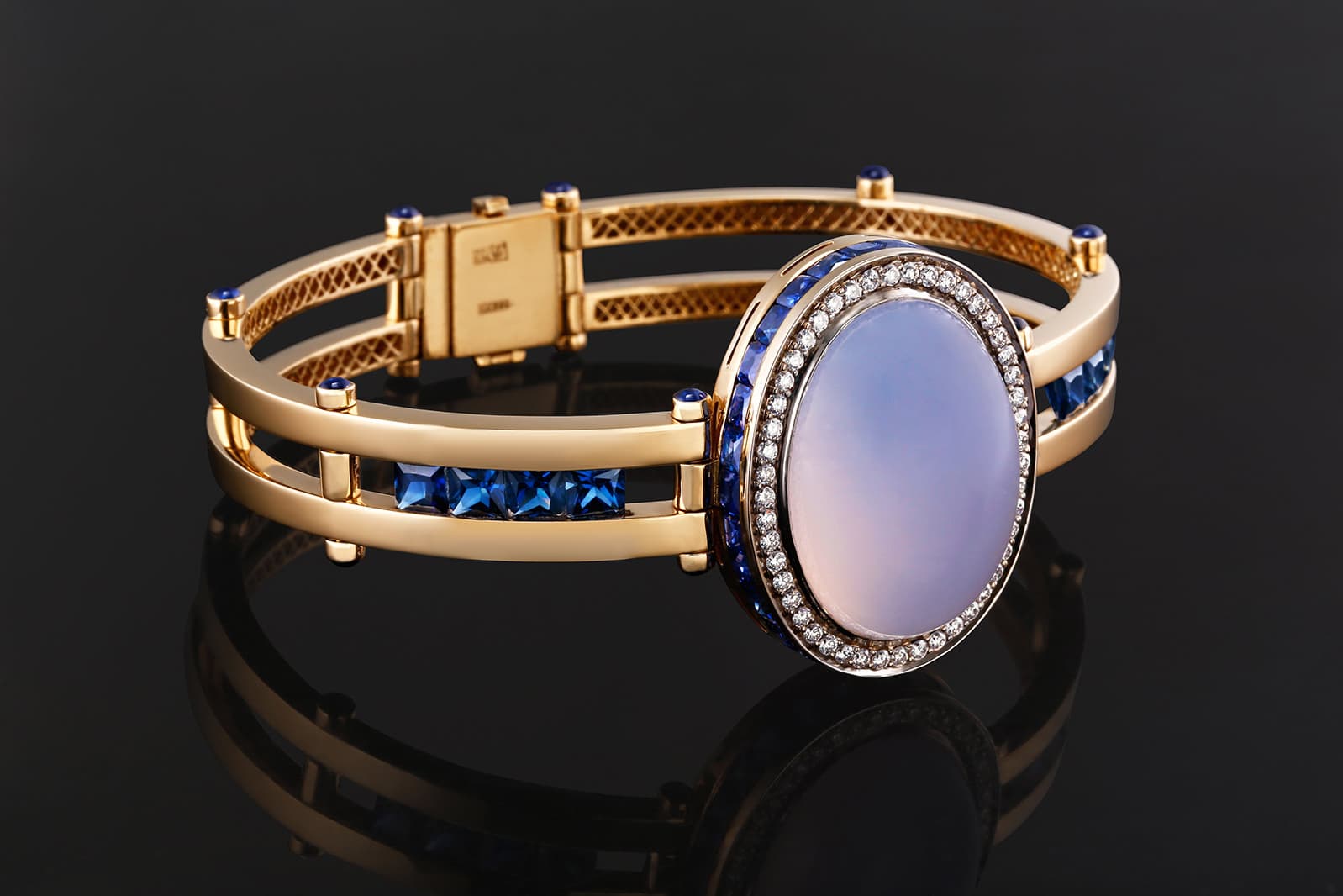 MiLiO bracelet with 34.4cts chalcedony, sapphires and diamonds
