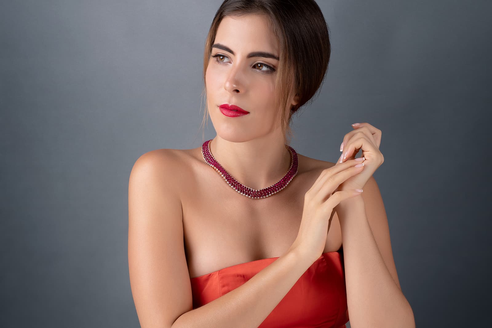 Stenzhorn 'Una' choker with rubies and diamonds in white gold