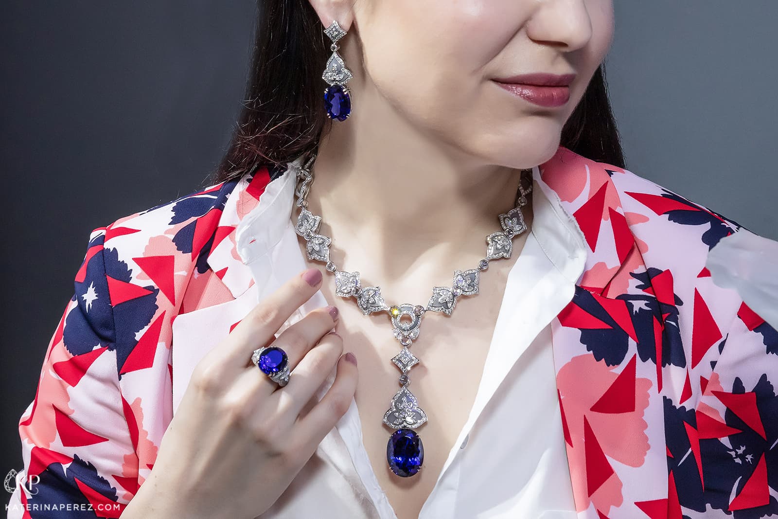 Henn of London necklace with 61.11ct tanzanite, earrings with 48.83ct tanzanite, ring with 18.27ct tanzanite, all with diamonds and enamel in white gold