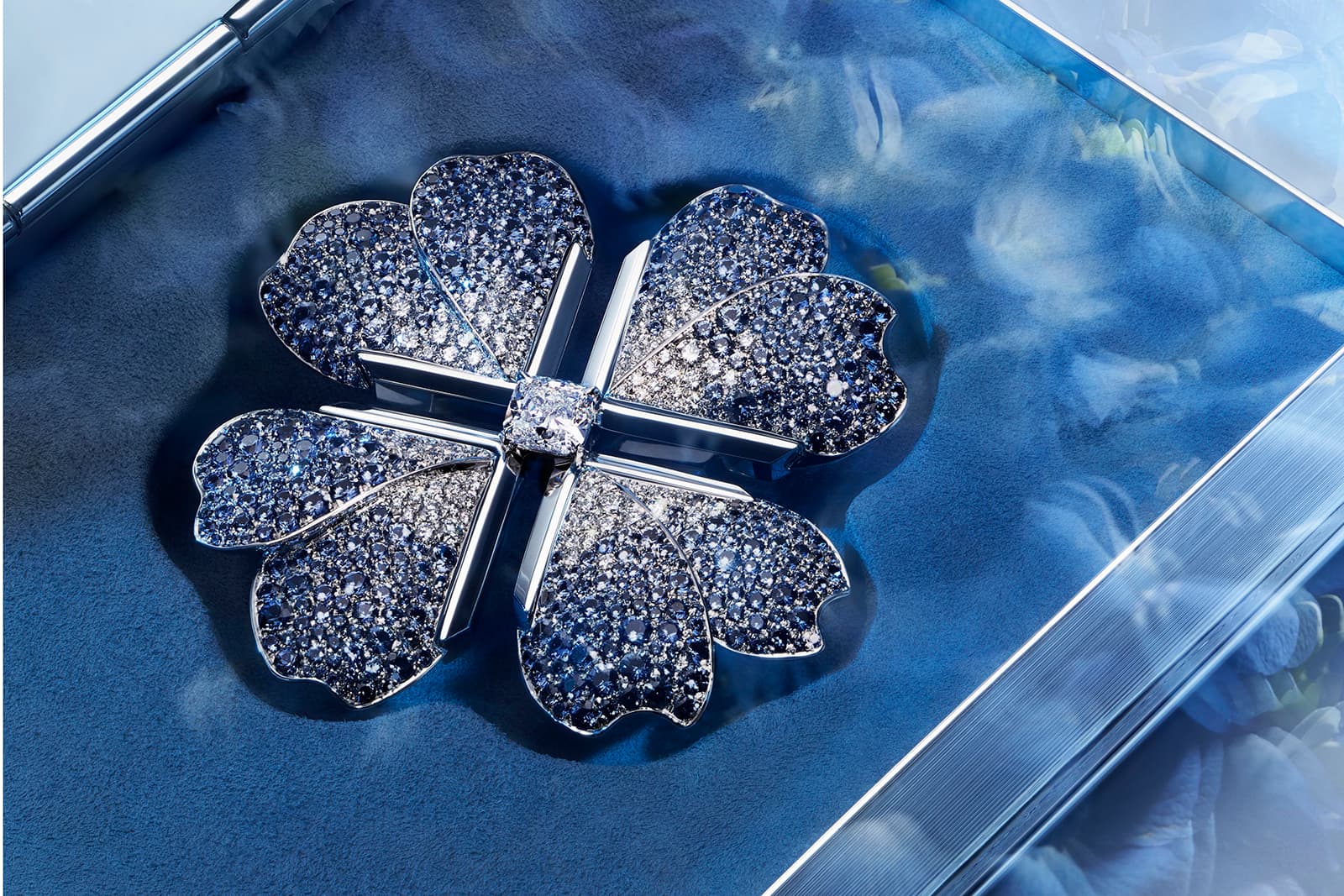 Tiffany&Co. Blue Book 2019 collection brooch with over 2ct cushion cut diamond, sapphires and diamonds in platinum