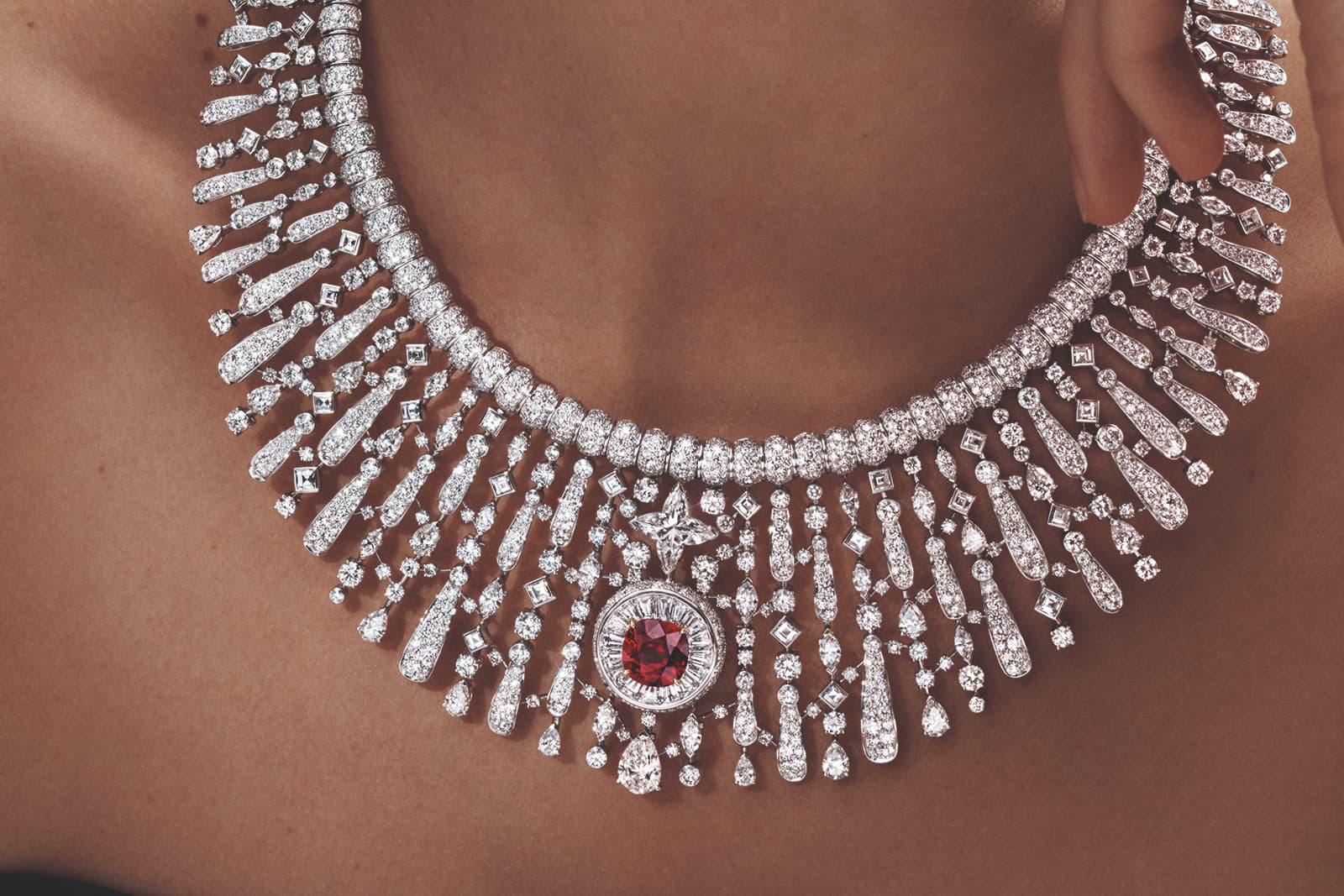 Louis Vuitton Debuts LV Diamonds Fine Jewelry Collection – CR Fashion Book