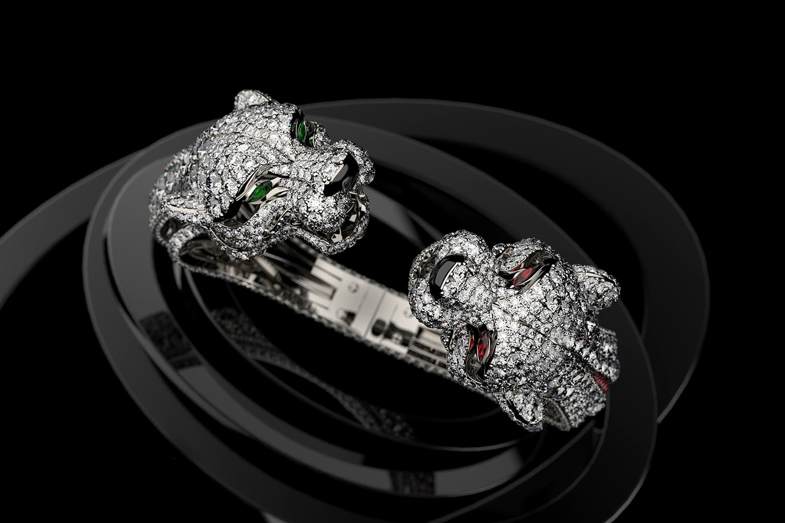 Браслет Ming Song Haute Joaillerie Le Lion Blanc с бриллиантами, изумрудами и рубинами