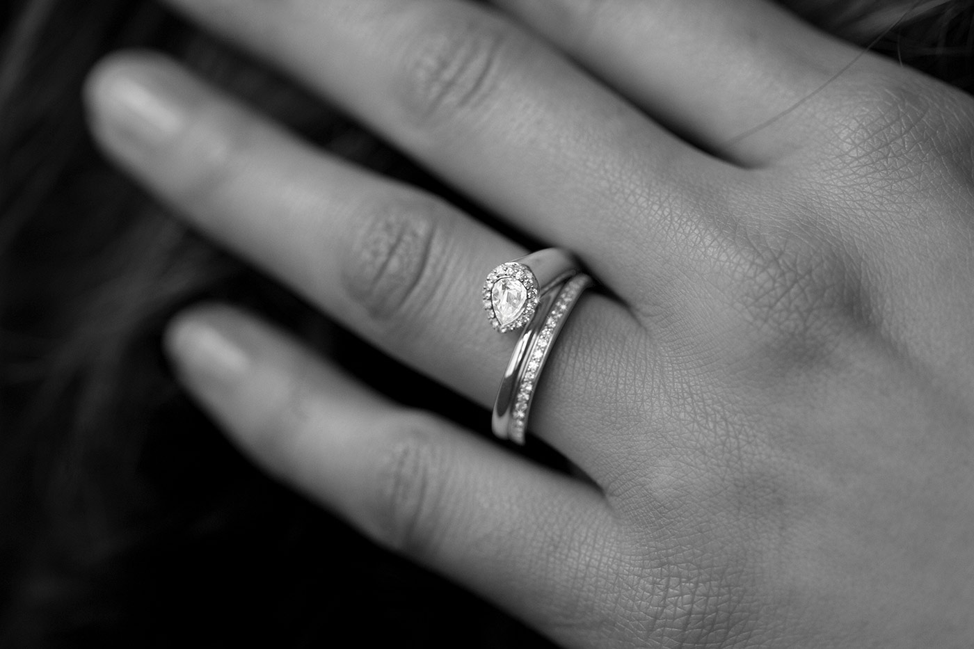 LX Antwerp diamond engagement ring 