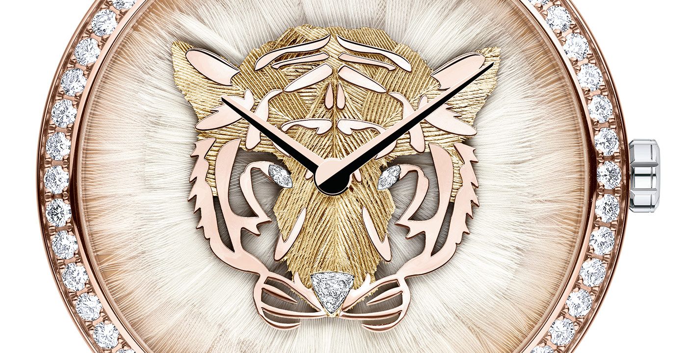 Dior Grand Soir Tiger watch details