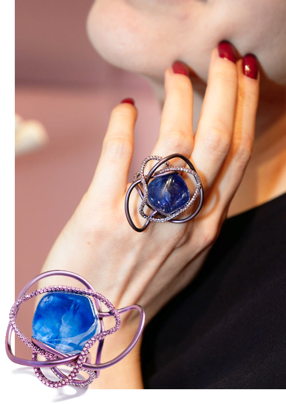 Suzanne Syz unfaceted sapphire ring set in titanium