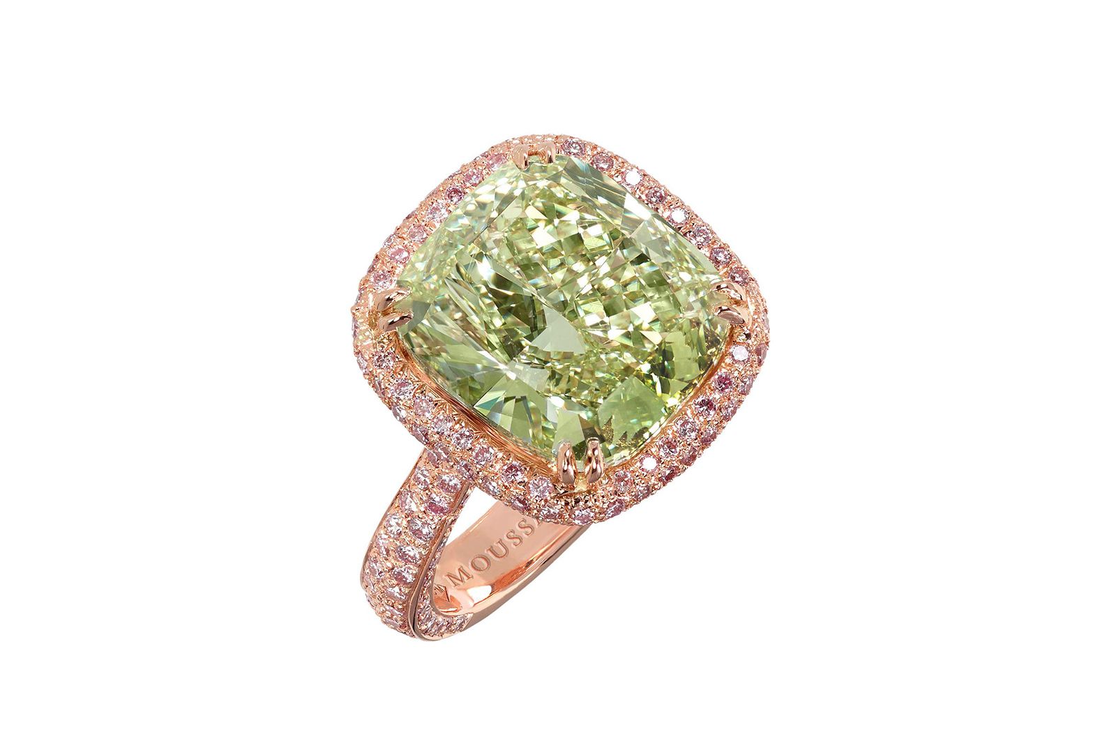 Round 18kt Rose Gold Diamond Ring With Green Stone, Weight: 3.7gms at Rs  24600 in Surat