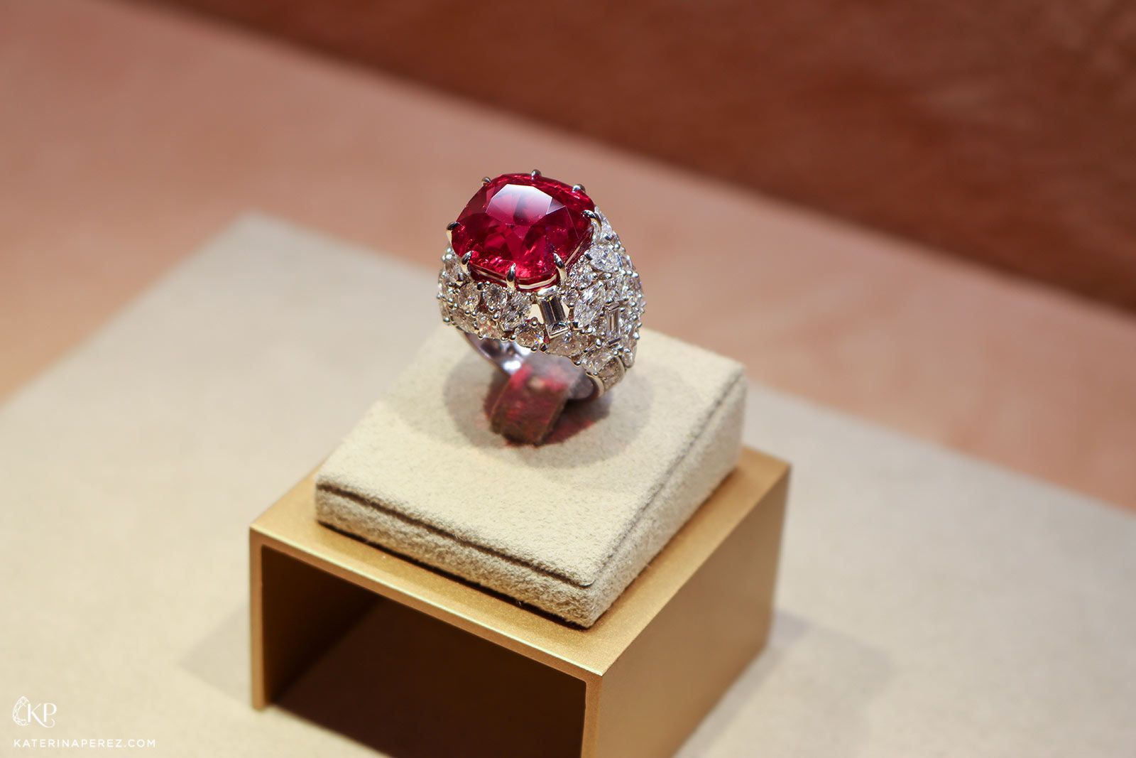 Maison Avani ring with a 21.02 carat red spinel and diamonds