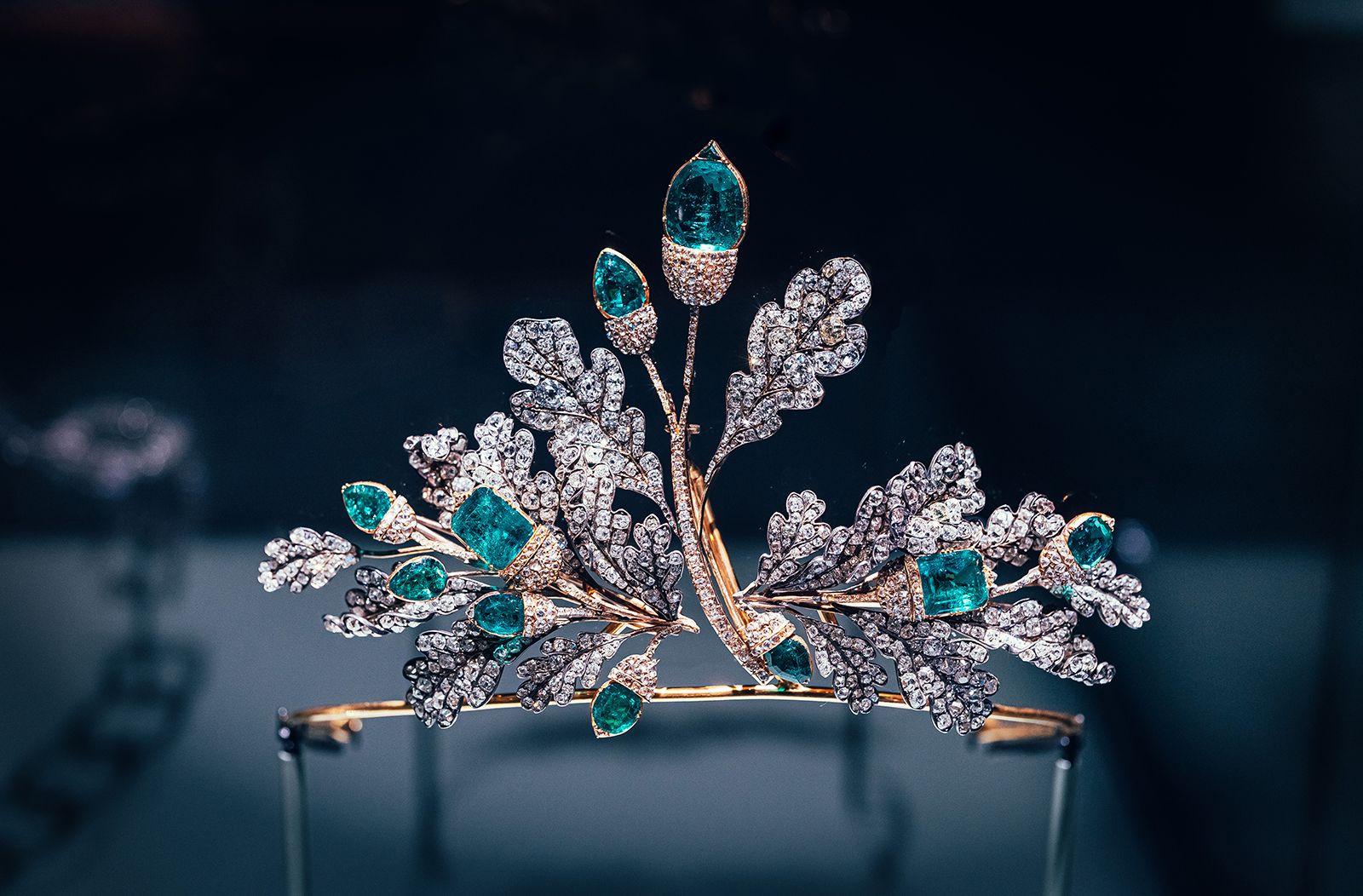 Chaumet Tiaras  Maison Chaumet