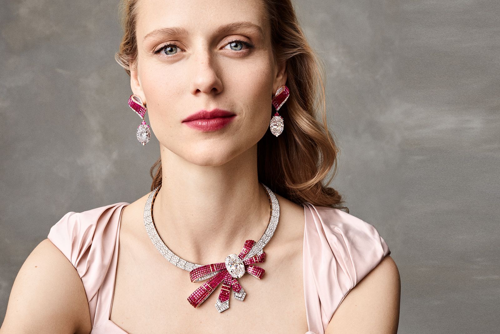 Van Cleef & Arpels ruby and diamond Volutes Mysterieuses Transformable High Jewellery Necklace from the Legend of Diamonds Chapter I collection