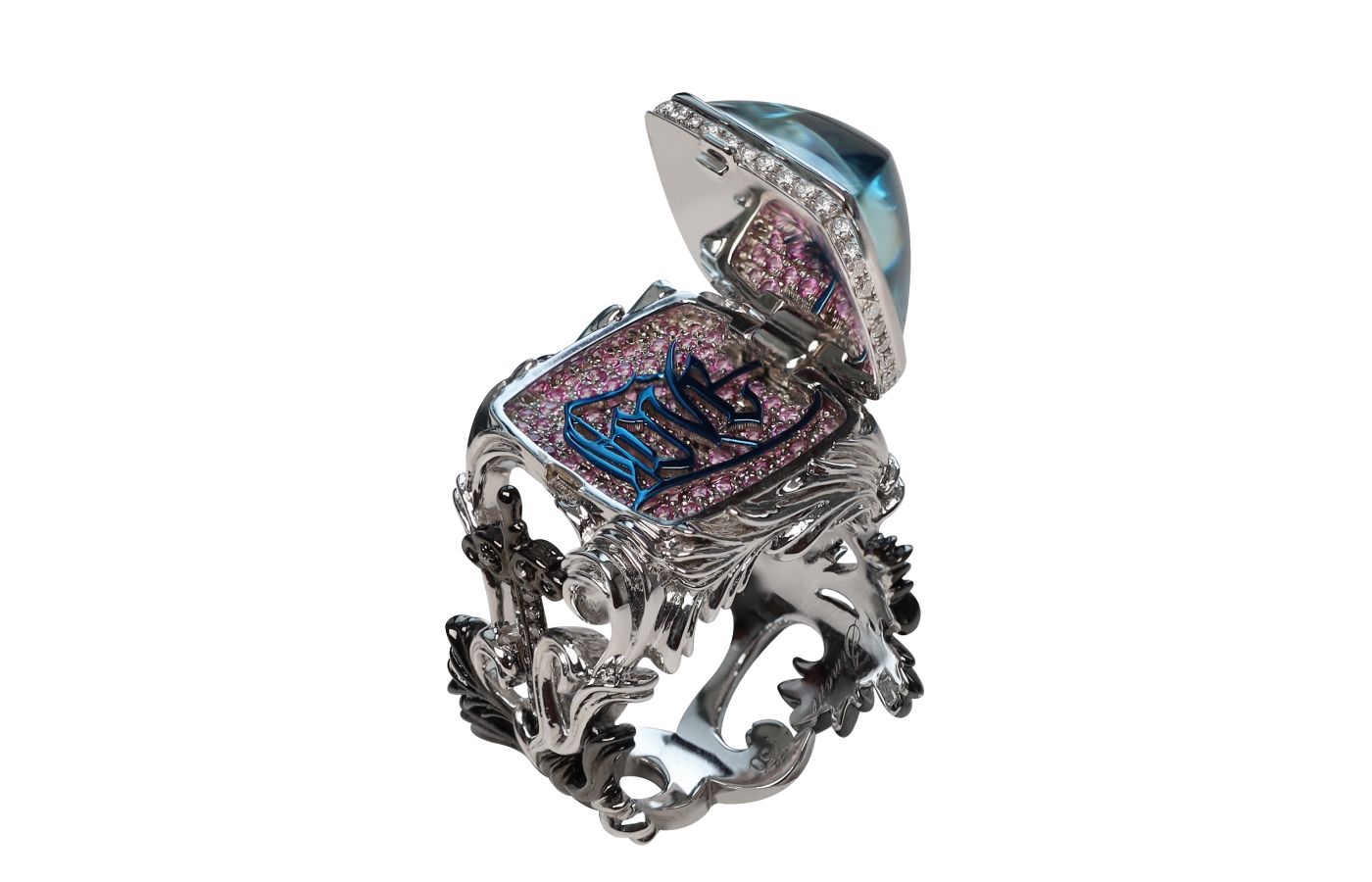 Love of Courage ring with a sugarloaf cabochon aquamarine, pink sapphires and diamonds set in 18k white and black gold from the TATTOO collection by Simone Jewels 