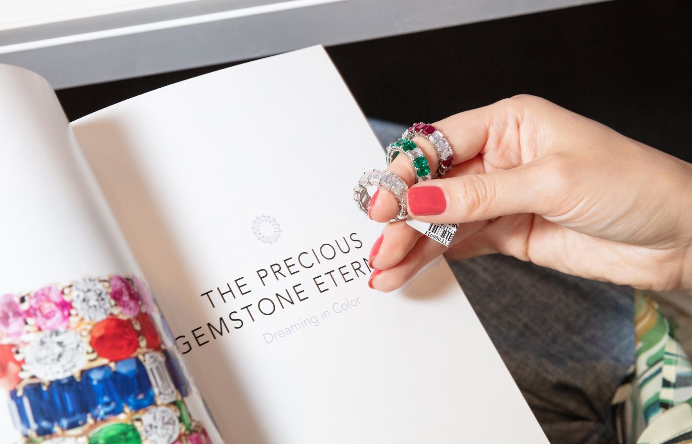 ARAZI eternity rings with emerald-cut diamonds, emeralds and rubies